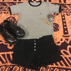 QT high waisted black booty shorts o.O